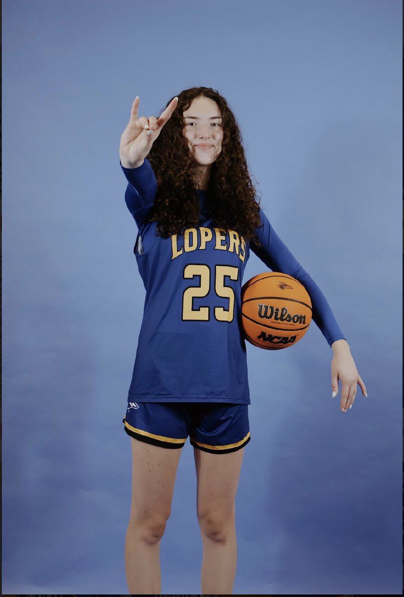 Extremely excited to announce I’ve received an offer from UNK! Thank you <a href="/UNKCoachDrew/">Drew Johnson</a> for giving me this opportunity! <a href="/ETGmwgbb/">ETG Midwest Elite Girls 3SSB</a>  <a href="/UNKWBB/">UNK Women's Hoops</a>
