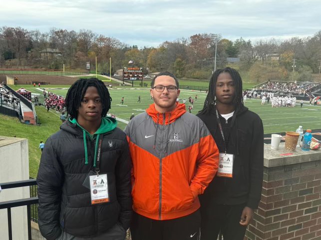 thank you kalamazoo for the invite i really enjoyed myself <a href="/CoachCWhitehead/">Clay Whitehead</a> <a href="/Coachparker22/">Antonio Parker</a> <a href="/CoachIsaiahFB/">Isaiah Fleming</a>