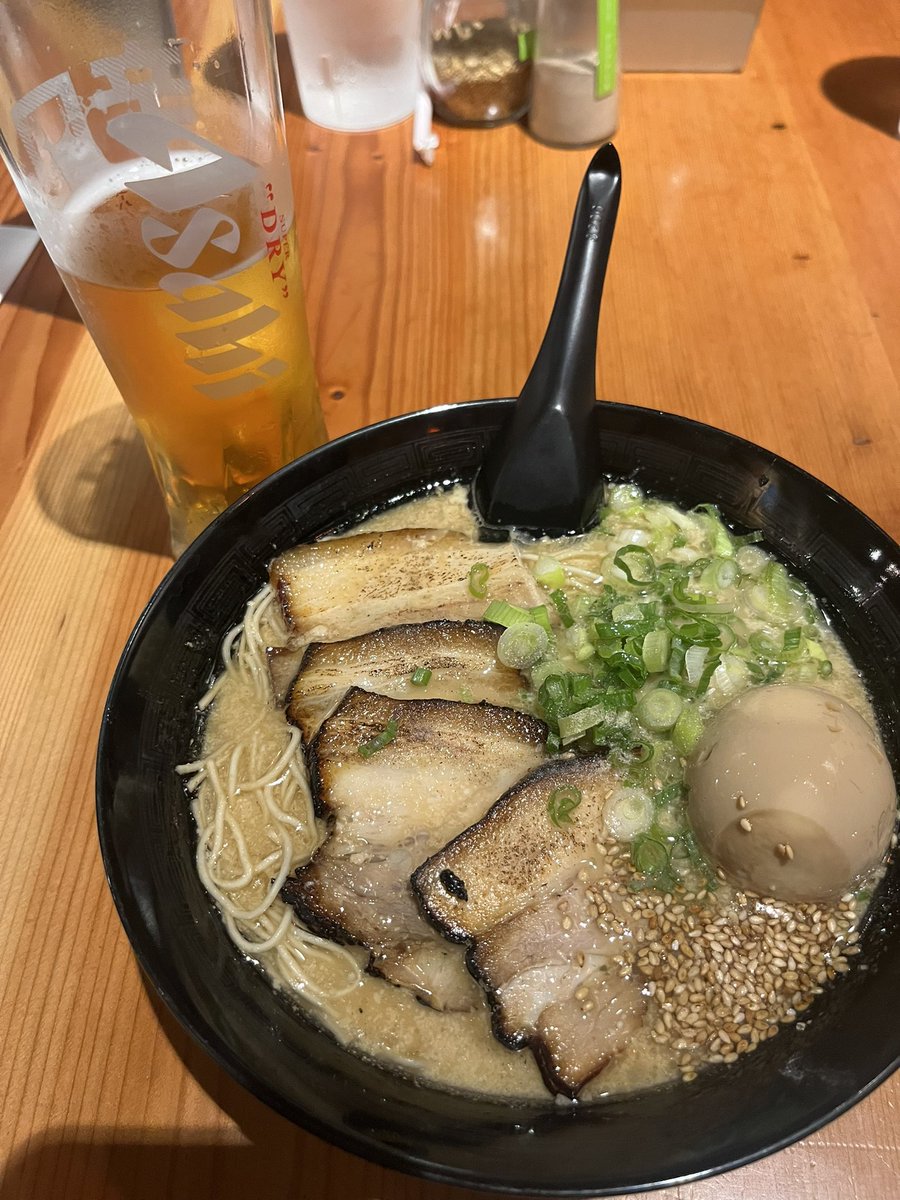 久々のラーメン美味しすぎた🍜