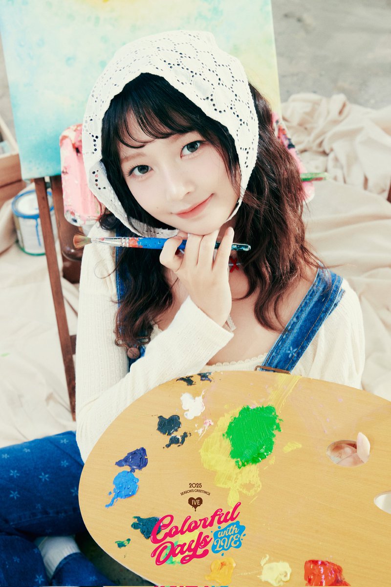 IVEstarship's tweet image. IVE 2025 SEASON'S GREETINGS 
&amp;lt;Colorful Days with IVE&amp;gt;

CONCEPT PHOTO

🎨 PRE-RELEASE
: 2024.11.11 MON 11AM (KST)

#IVE #아이브
#ANYUJIN #안유진
#GAEUL #가을
#REI #레이