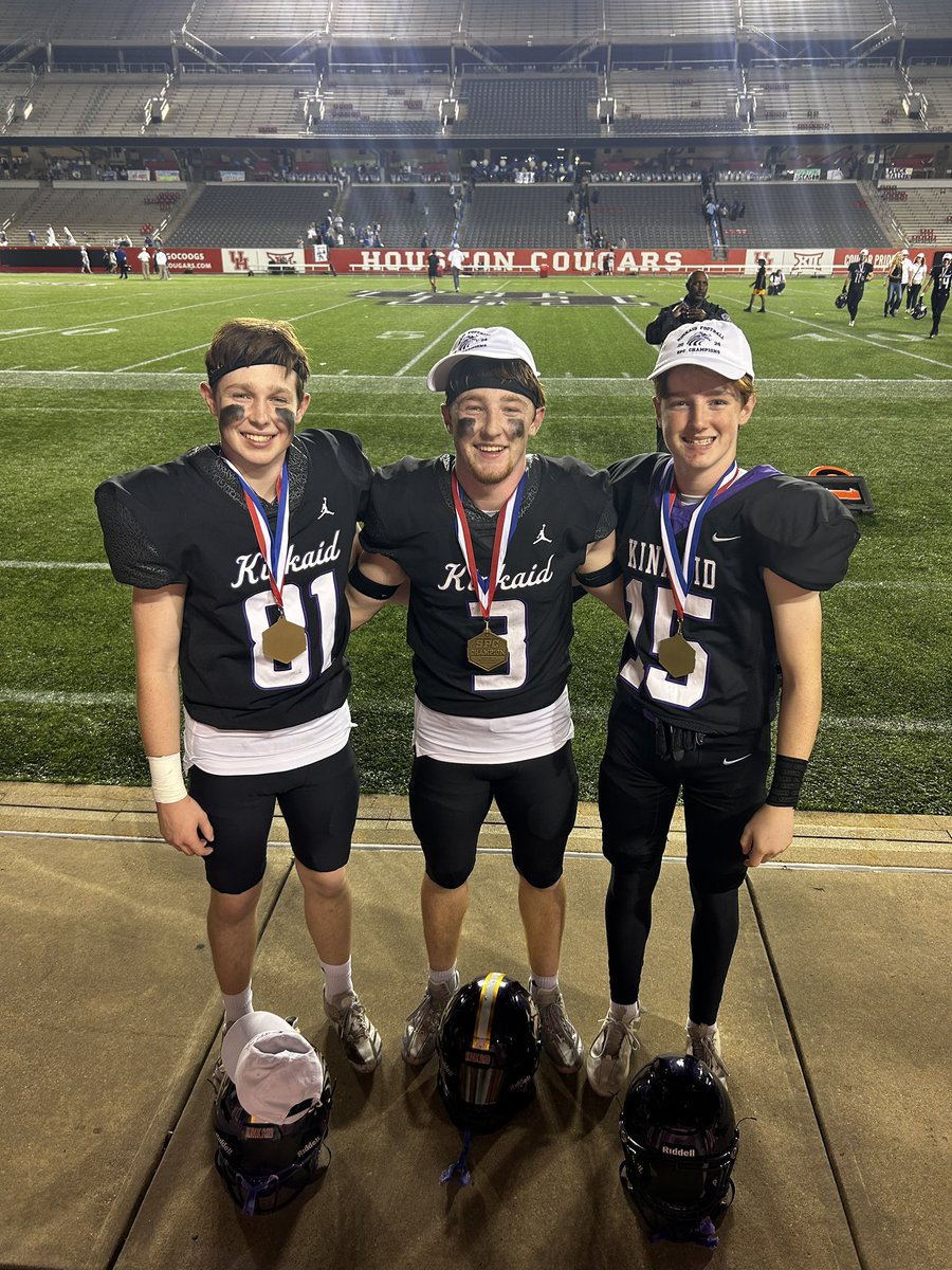 CadeChambers20's tweet photo. Had a great freshman year and no better way to finish it than with a SPC Championship with my brothers!

@CooperChambers2 @NateChambers27 @CoachLarned @KinkaidAthletic https://t.co/5dK5Z56OPn