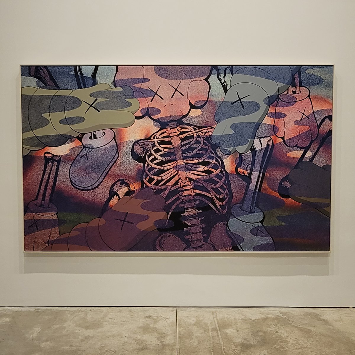 Attended the inauguration of Skarstedt’s new Chelsea gallery, featuring the opening reception of the new solo exhibition KAWS: Day by Day. Born in New Jersey and now based in Brooklyn, KAWS started his career as a graffiti artist, worked as a freelance artist for Disney, and has