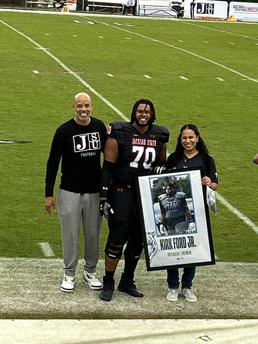 What a joy it was to see Kirk play tonight at Jackson Stare! Thank you <a href="/cheezit/">CHEEZ-IT</a>