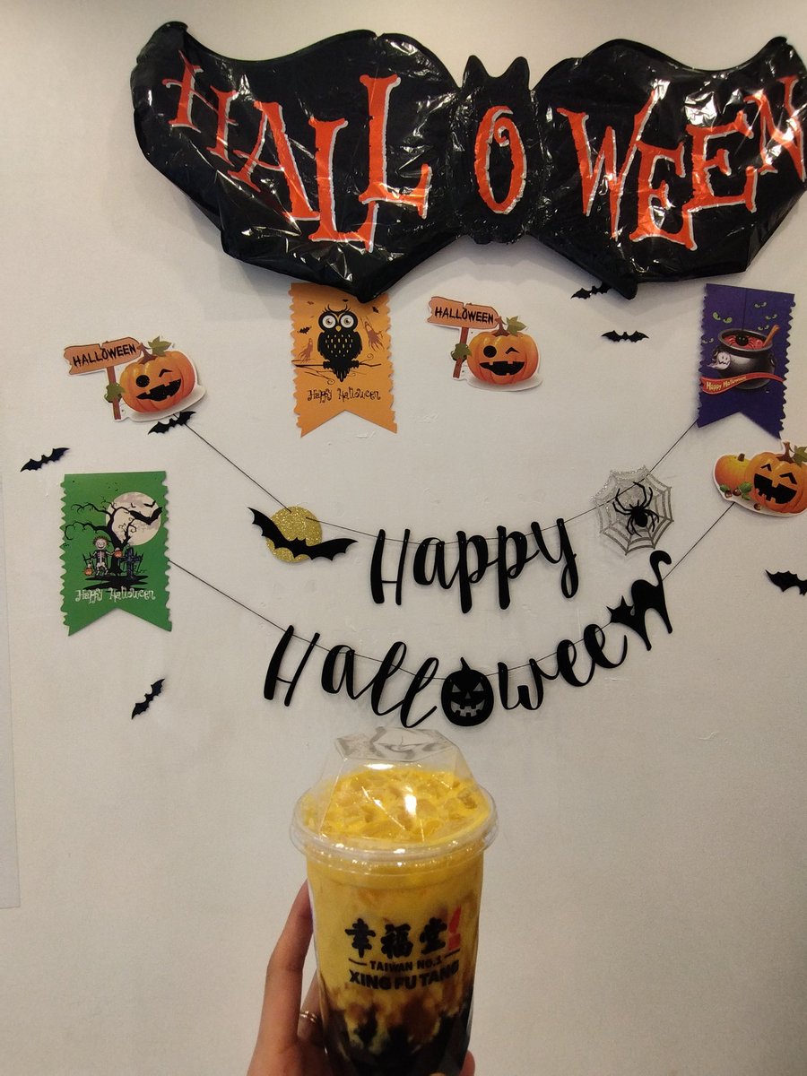 taira_kiyoka's tweet image. おはようございます🍀

halloweenの時にのんだpumpkinのtapiocaが美味しかった。一人だと絶対飲まないけど勧められたのでチャレンジ。身体は冷えたけど、甘さ控えめのカボチャの味が堪能できて心はほっこり。可愛いモティーフとドリンク。うん、可愛い。

今日も素敵な一日を💓

#幸福堂 #tapioca