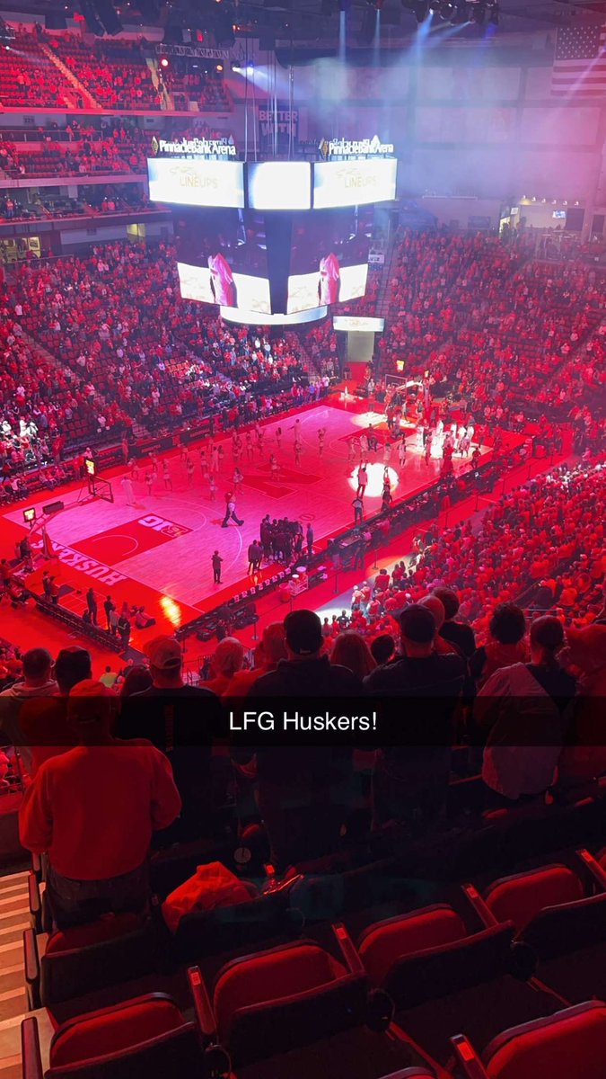 Ok, let’s do this thing! Streak continues tonight … #Huskers #GBR #NebrasketBall