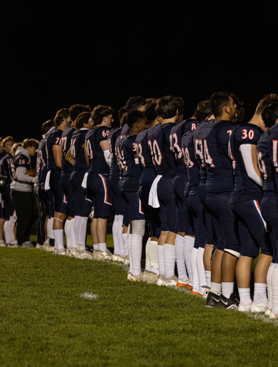 CooneyPanthers's tweet photo. Great season ✅
Great kids ✅
Going to miss this @Oswego_Football group
Once a Panther, Always a Panther https://t.co/gR92LZy4N3