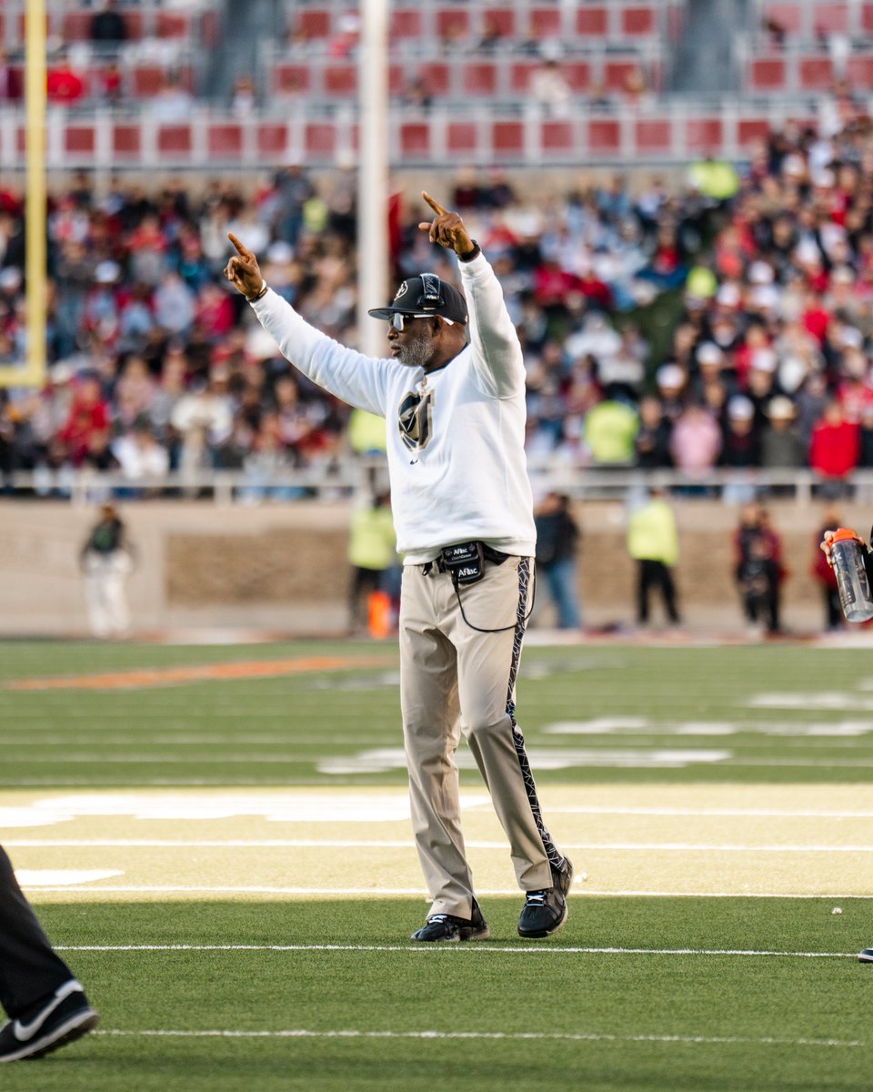 Colorado Buffaloes (@cubuffs) on Twitter photo 7 wins. How we feeling, Buff Nation!? ๐ฆฌ
#GoBuffs | <a href="/CUBuffsFootball/">Colorado Buffaloes Football</a> 7 wins. How we feeling, Buff Nation!? ๐ฆฌ
#GoBuffs | <a href="/CUBuffsFootball/">Colorado Buffaloes Football</a>