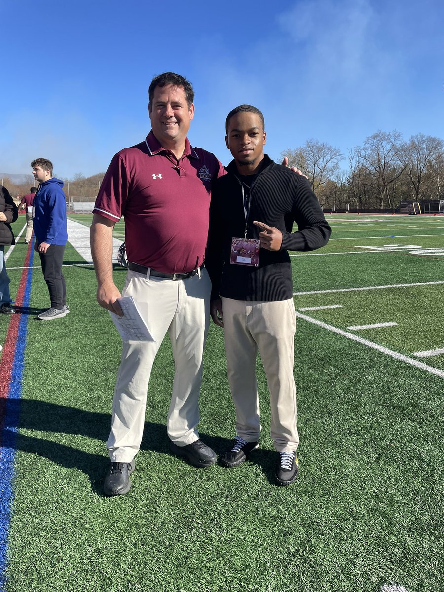 marcusdejoie_'s tweet photo. Blessed to have an amazing gameday visit today at @AlverniaFB @CoachAzz @CoachLee_23 @CoachDmatt56. 
I enjoyed the atmosphere and learning more about the program! https://t.co/hDES21sMSY