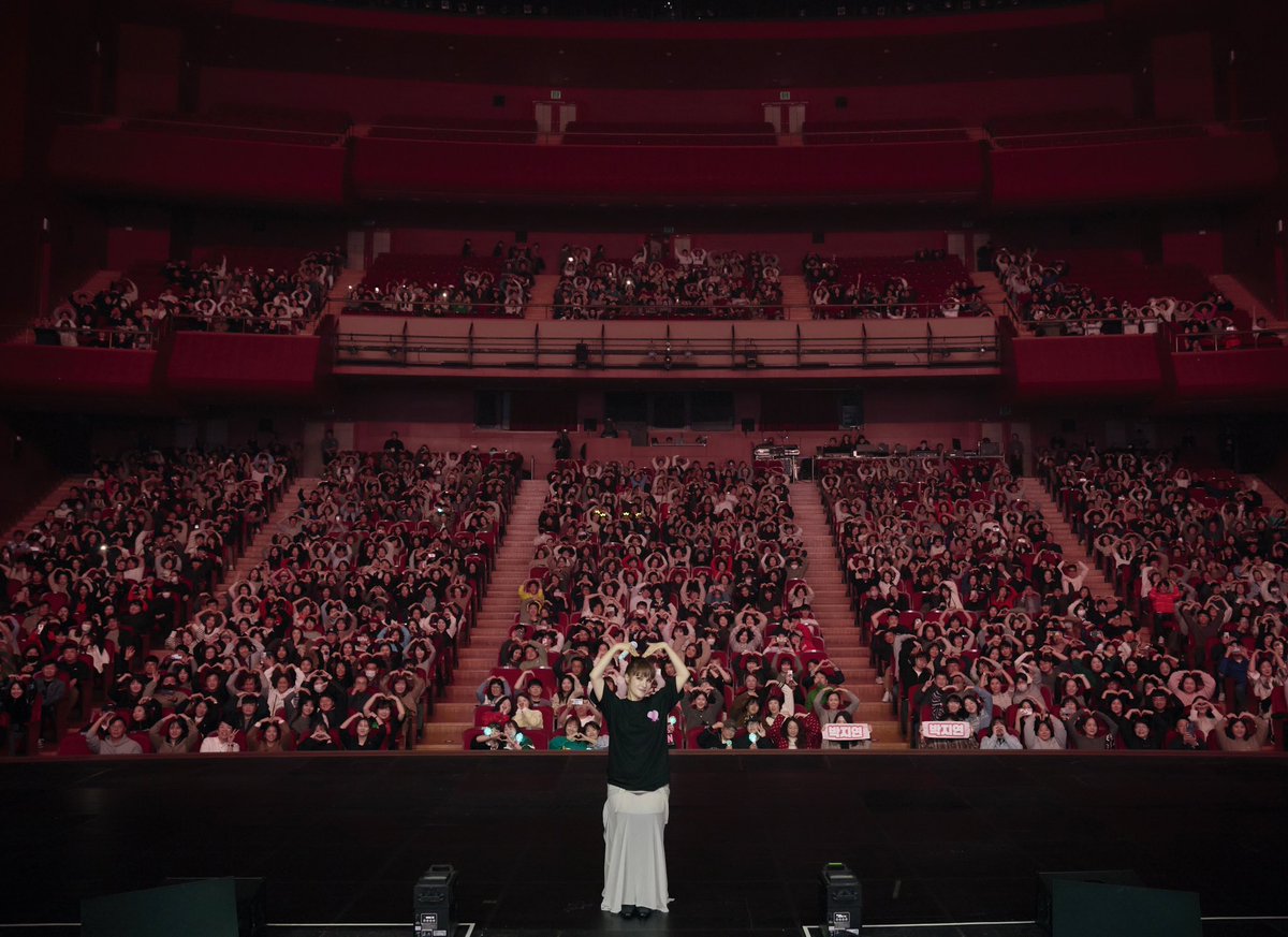 amoebakorea's tweet image. [GUMMY]
GUMMY Tour Concert 2024 &amp;lt;LOVE&amp;gt; - 전주
_
#거미 #GUMMY #GUMMYTourConcert2024 #LOVE #전주 #JEONJU