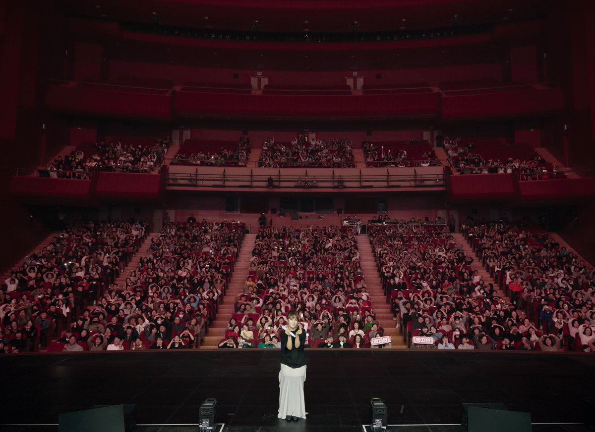 amoebakorea's tweet image. [GUMMY]
GUMMY Tour Concert 2024 &amp;lt;LOVE&amp;gt; - 전주
_
#거미 #GUMMY #GUMMYTourConcert2024 #LOVE #전주 #JEONJU