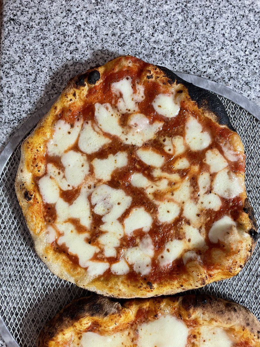 Texas_Hoosiers's tweet image. My football team is 10-0 after a gutty, hard fought win, I have a beautiful Italian red in my glass, and my pizzas turned out just delightfully tonight. Who has better than me right now? Will never find me daunted. #pizzapics