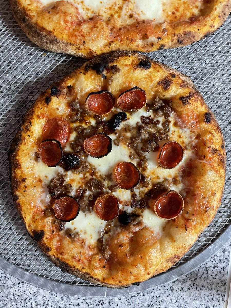 Texas_Hoosiers's tweet image. My football team is 10-0 after a gutty, hard fought win, I have a beautiful Italian red in my glass, and my pizzas turned out just delightfully tonight. Who has better than me right now? Will never find me daunted. #pizzapics