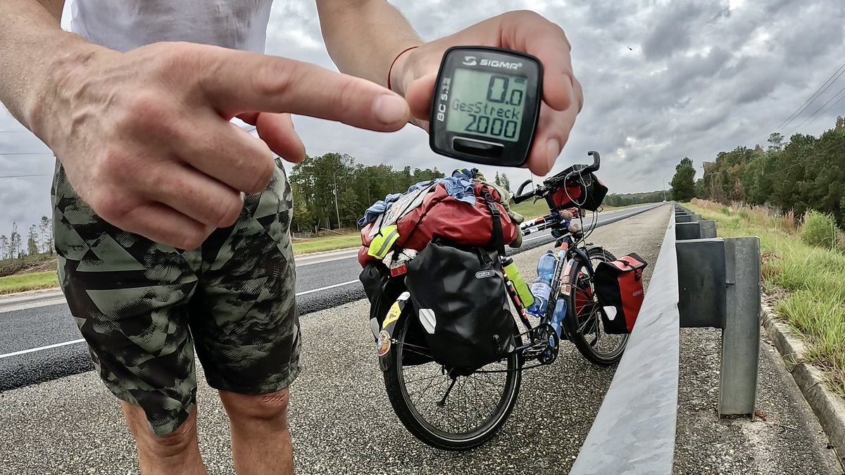 thomas2508's tweet photo. 2️⃣.0️⃣0️⃣0️⃣ Kilometer🇺🇸🚴🏽‍♂️🥳

#G9toLastRide #Tag28 #106km https://t.co/b6tA8eB7Gm