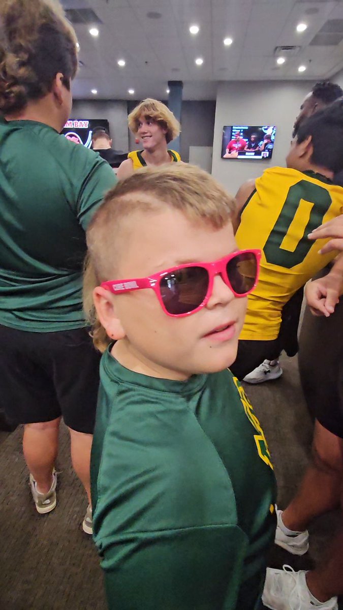 Incredible honor to announce that "Hank the Tank" Ostrander has been awarded the 1st Team All County Ball-Boy. #BROTHERHOOD <a href="/321preps/">FLORIDA TODAY preps</a> <a href="/noah_ostrander/">Noah Ostrander</a> <a href="/raefsu23/">321 Recruits</a> <a href="/prmdmedia/">Prmdmedia</a> <a href="/75merrick/">Merrick Campbell</a> <a href="/JaveionCooper/">Javeion cooper 4⭐️RT</a> <a href="/nflores_671/">Noah Flores</a> <a href="/CoachKnoxMCC/">Knox Robinson</a> <a href="/ballcoachbobby/">Coach Bobby</a>  <a href="/larryblustein/">Blustein Recruiting</a>