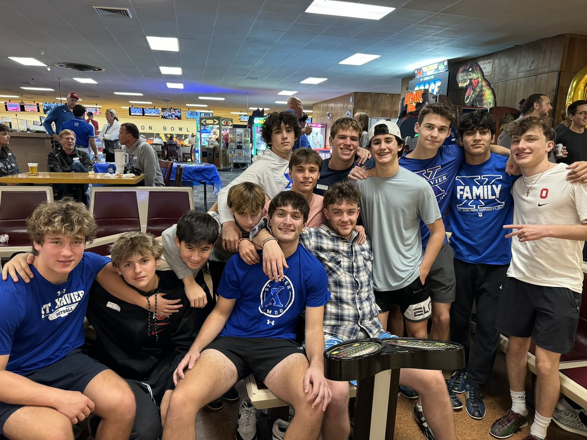 stxwrestling's tweet photo. We had a great time together as a wrestling FAMILY at Madison Bowl today. #bomberstrong https://t.co/9sgZKH0hDq