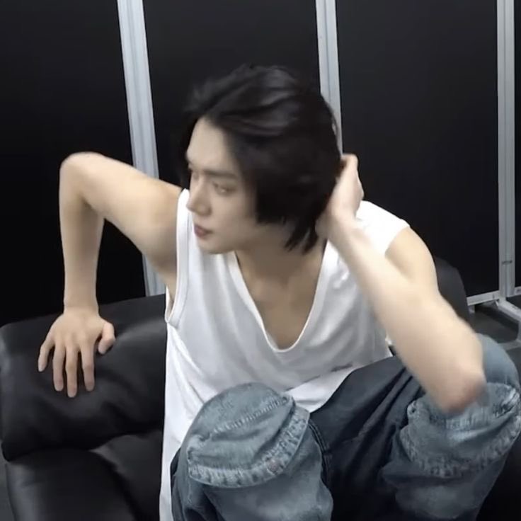 sorry kalo masih gembel, but this morning i found something to read. udah mau baca, eh ke scroll...