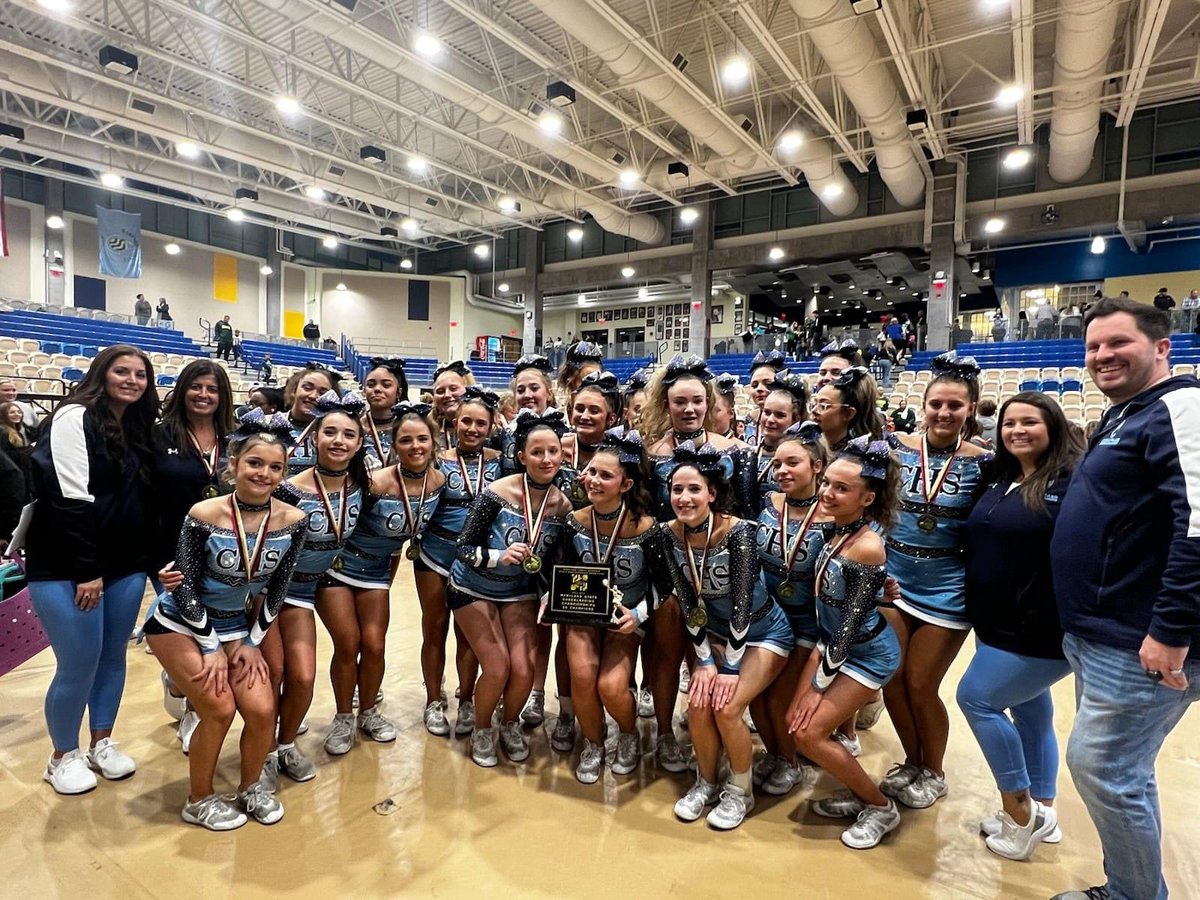 Chesapeake varsity cheerleading is your FALL 2024 2A State Champs!!

#CougarPride
#wearefamily