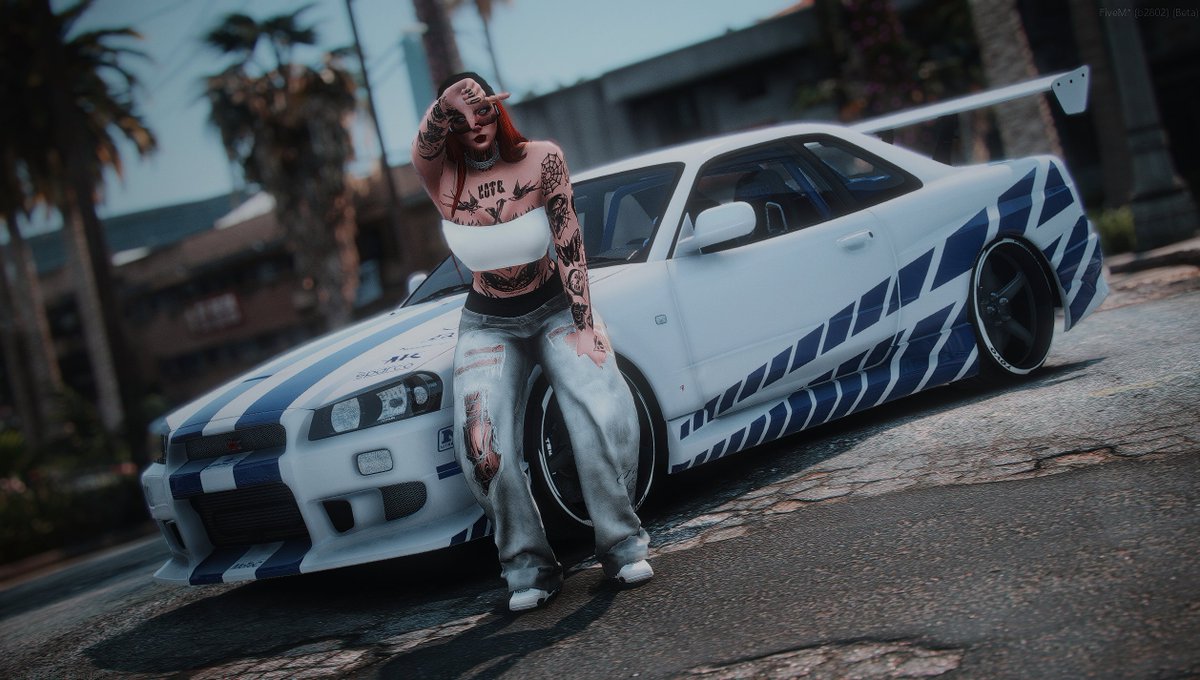 Ce me apareceu com um maiô rosado 🎶