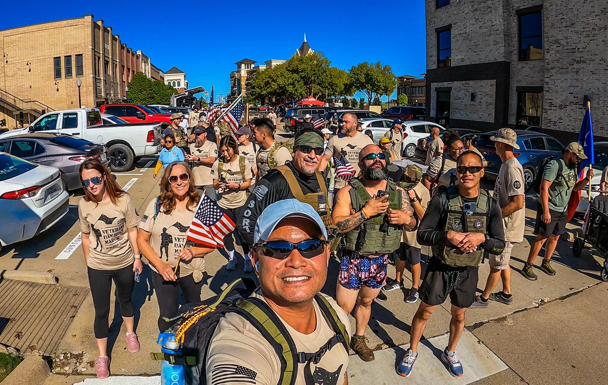 m0wens's tweet photo. 2024 Veterans Day Ruck March.  Awesome crew! https://t.co/ApXJhNulpT