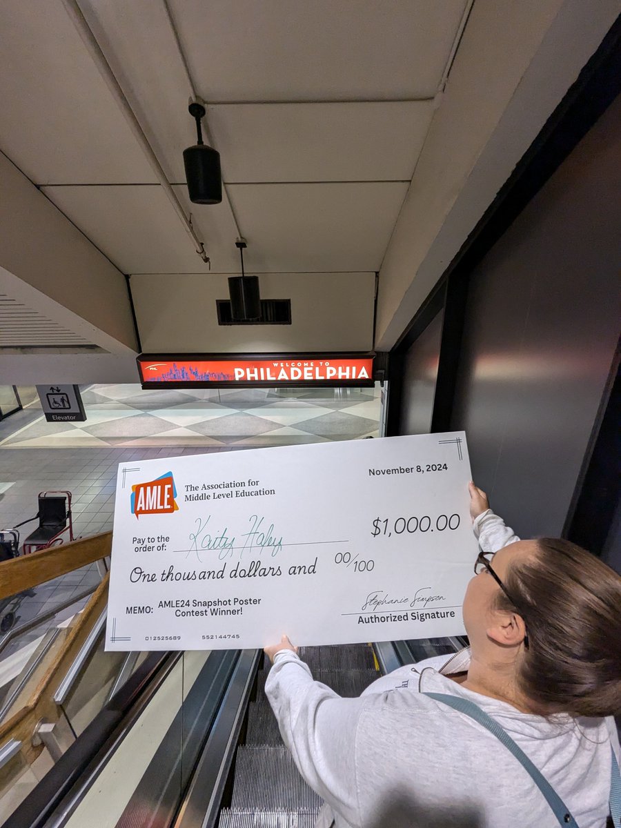 #ChettheCheck made it! Found a nice comfy seat, enjoyed an inflight snack and is safely on the ground.  Thanks again <a href="/SouthwestAir/">Southwest Airlines</a> and <a href="/AMLE/">AMLE</a>