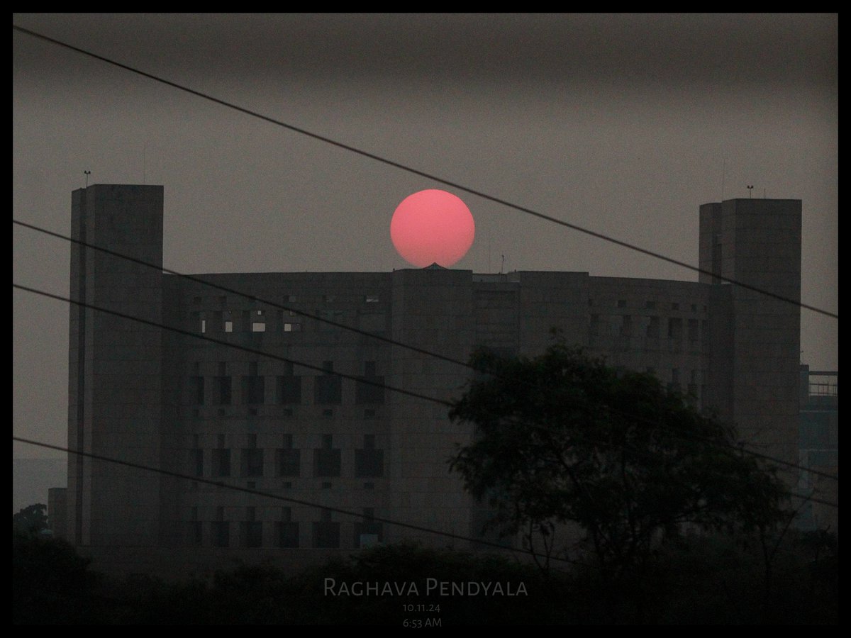 PendyalaRaghava's tweet photo. @Canon_India

One thing is constant...CHANGE!
This shot will be possible again, only after a few months.

#sunrisephotography 
#Indianschoolofbusiness
#ISB
#CanonEOS1300D
#NatureTherapy 
#Novembersun
#observer
#Gratitude 
#Resources 
#sigma150600 https://t.co/ebATTJjMwF
