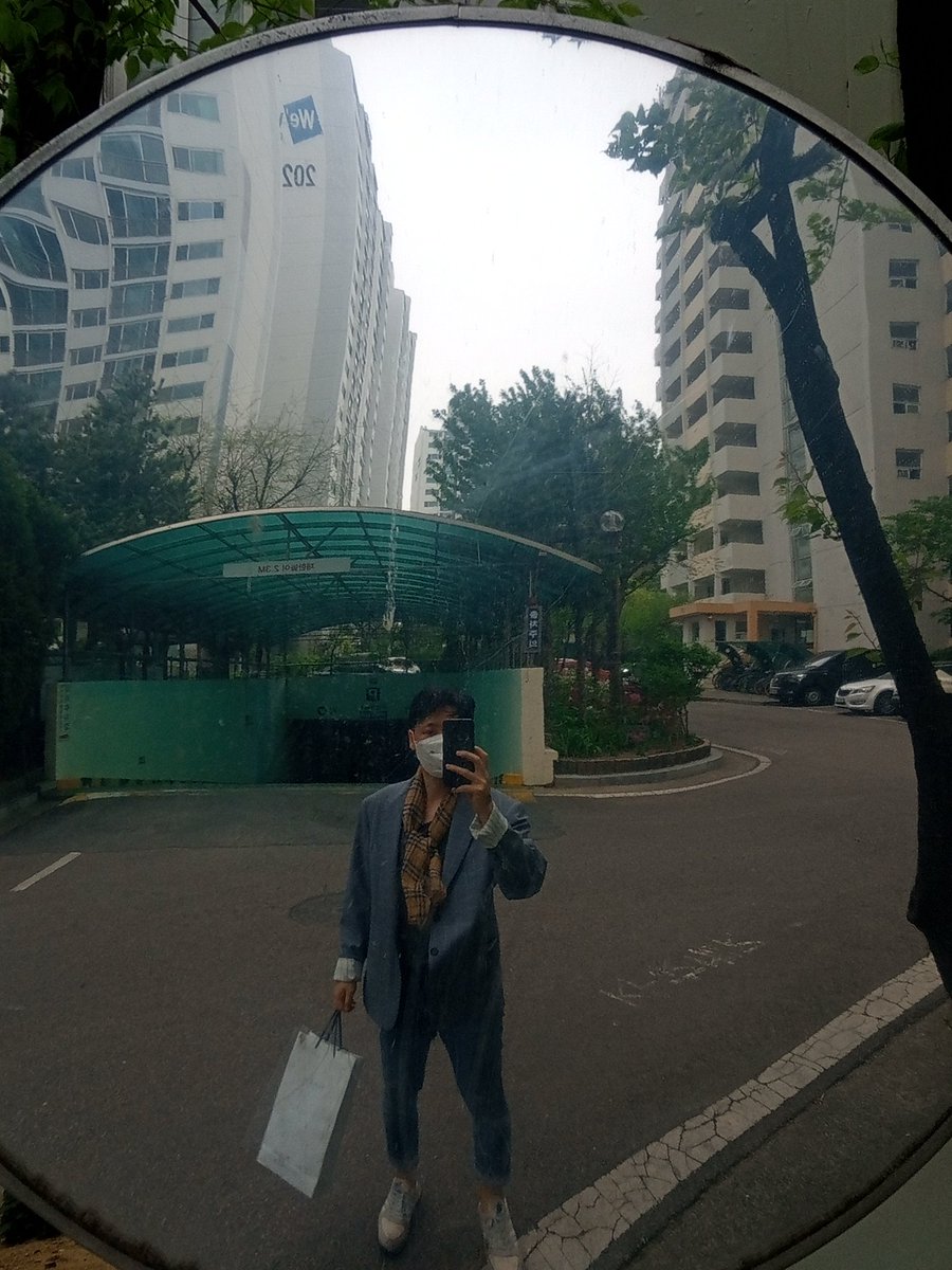 il_choejong's tweet photo. 발정기 겉과 속은 너무 달라.  #일탈 #섹트 #ㅊㄷ https://t.co/giiiaGxsoi