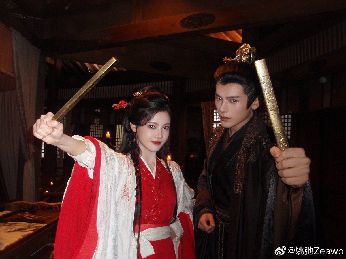 dramapotatoe's tweet photo. #YaoChi shares new snaps as he wraps filming for #BlossomInDarkness https://t.co/Z4zJbvPSMj