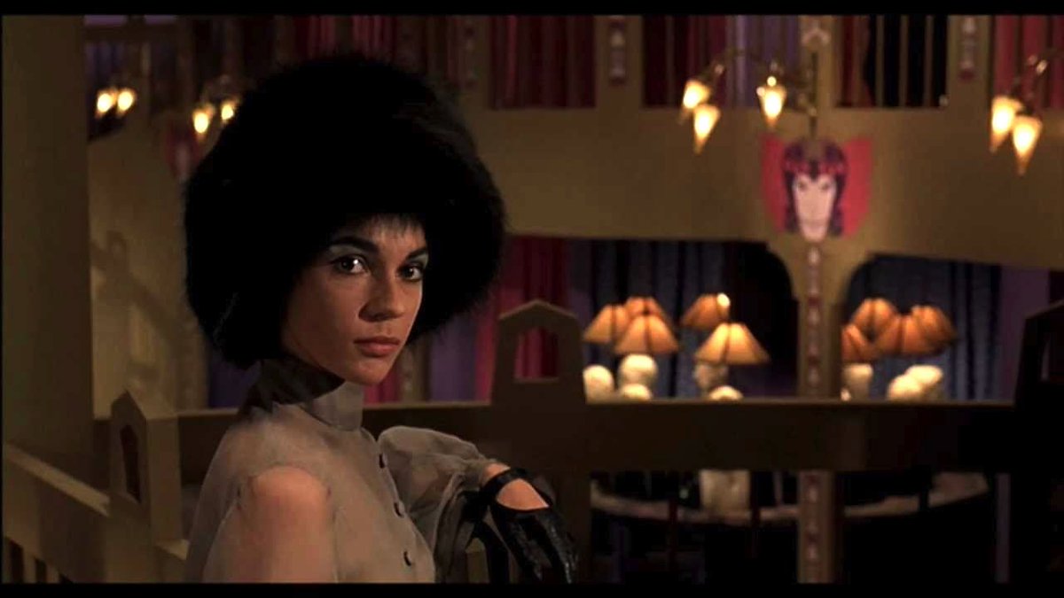 laughacademy's tweet image. Love it when Vulnavia breaks the fourth wall by looking directly into the camera
#TheAbominableDrPhibes #Svengoolie