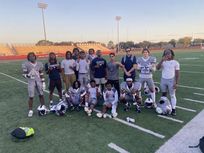 Jeremiah21ATH's tweet photo. After and amazing vist and conversation I am blessed to receive an offer from North American University @CoachLoucksGHS @CoachGriffGHS @GTEagleFootball #NAU 🔵⚪️ https://t.co/UeL6Y0v5x9