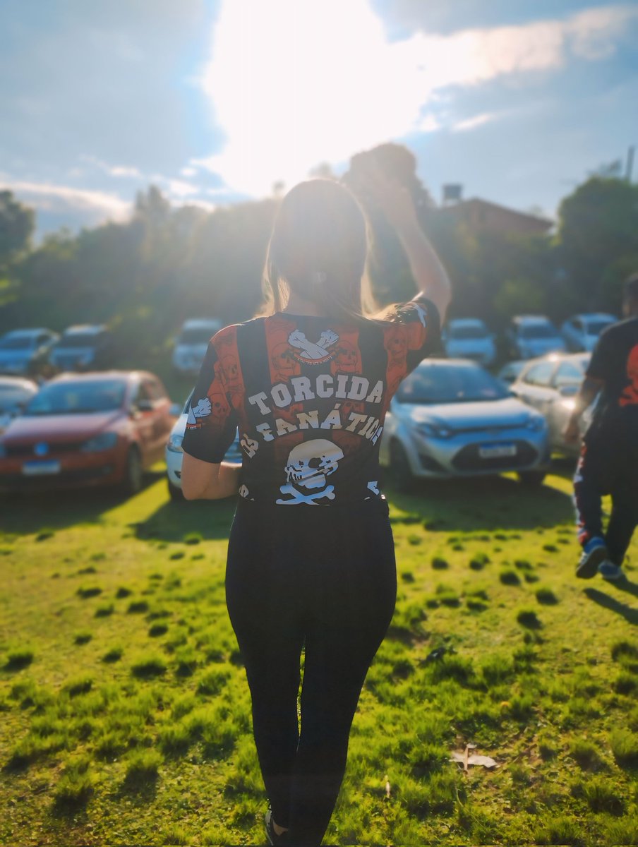 CarolFdllis's tweet photo. ❤️🖤☠️🌪️ https://t.co/DSfkoMKEoB