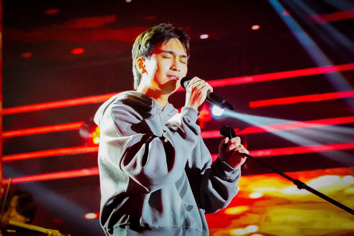 OCRecordsPH's tweet photo. .@Adadieeeโs โNobyaโ performance at @ASAPOfficial ! ๐บ
#ASAProcks #Adie #Nobya https://t.co/8A78qSQGzO