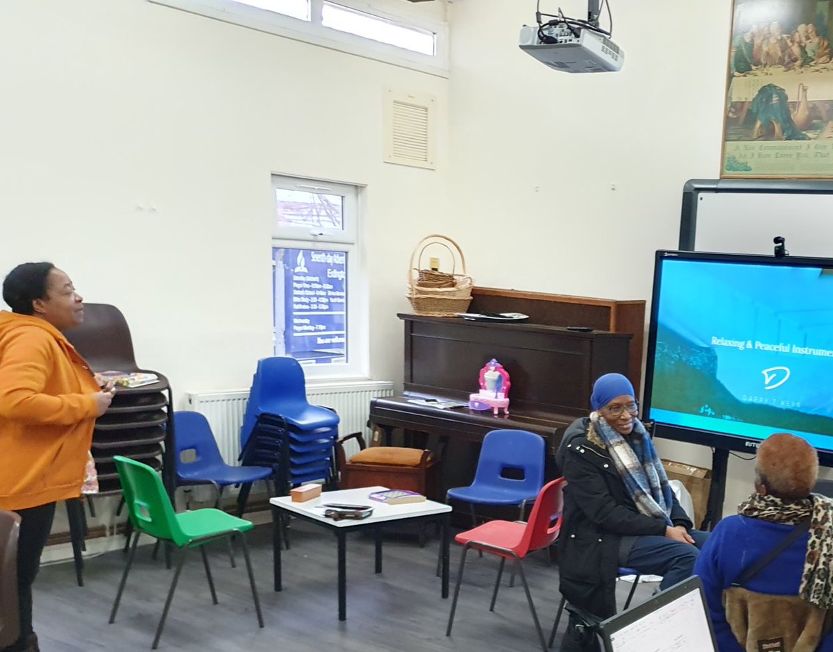 MickBrown3's tweet photo. After responding to residents concerns about this example of flytipping was pleased to be able to drop into a community group in the ward. #CleanStreetsMatter https://t.co/XTLrOKPmB9