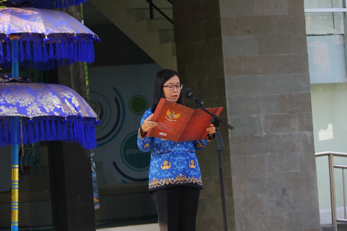 bppsdm_lrpt's tweet photo. Minggu, 10-11-2024
@bppsdm_lrpt melaksanakan upacara memperingati hari pahlawan di halaman kantor yang dihadiri seluruh pegawai @bppsdm_lrpt dan pegawai @roumpbj_kkp.
@kkpgoid
@saktitrenggono
@bppsdm_kp
@in_radiarta
#25TahunKKP
#KKP
#bppsdm
#haripahlawan https://t.co/RK1f42n6FY