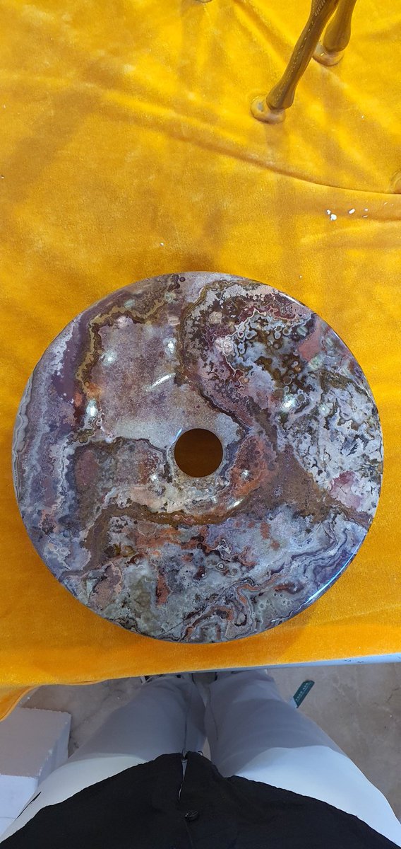 10 inches Marbel disk for home decor, if anyone interested to buy please feel free to DM! uwu