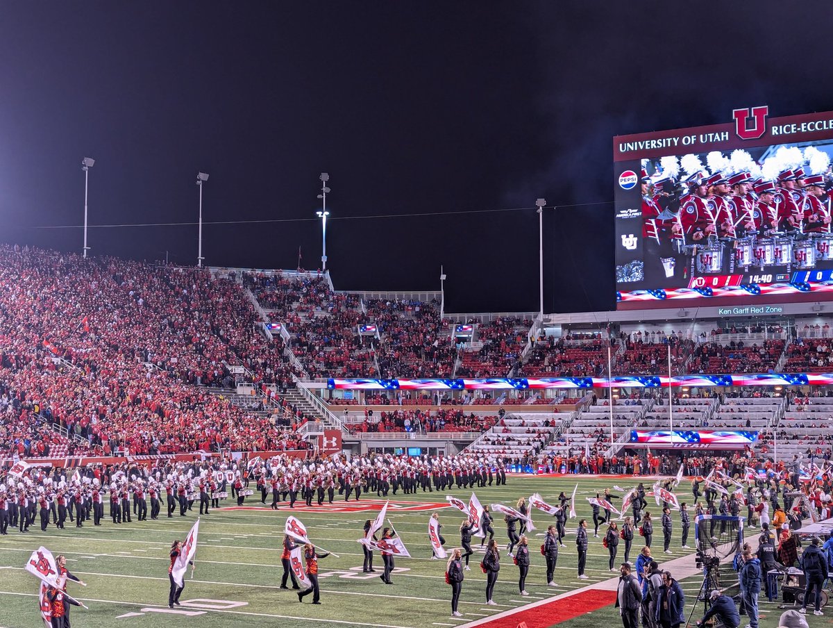 BevanWeed's tweet image. Muss full with 15 minutes before they kickoff. #GoUtes  #beatbyu