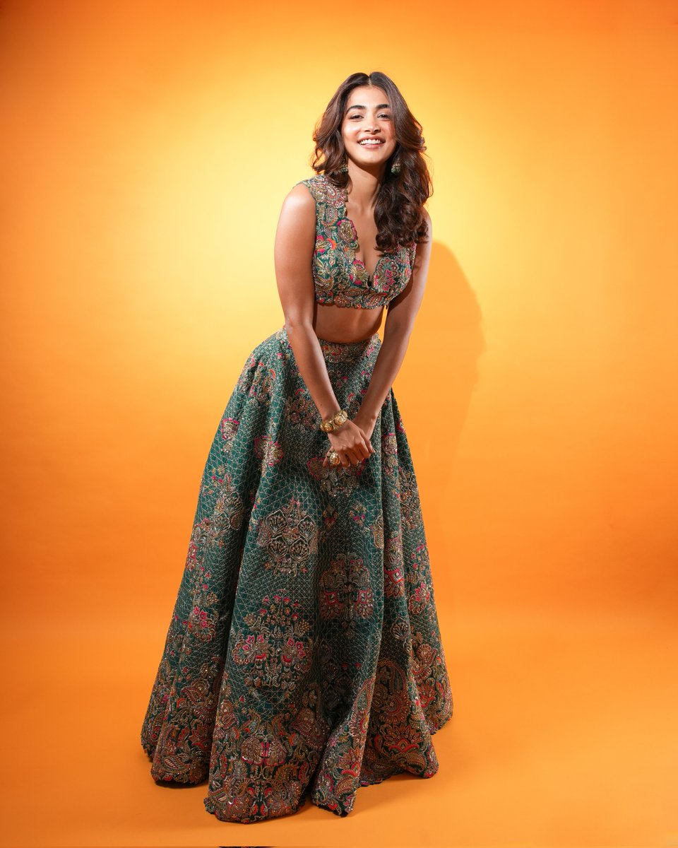UHDPicsDaily's tweet photo. Pooja Hegde https://t.co/RQYEdHkHLJ