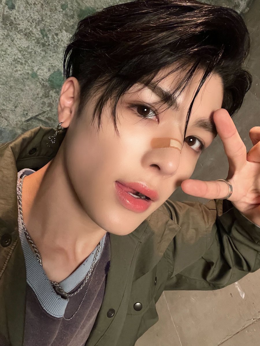 열여덟이면 아직 애기지🥹우리막내