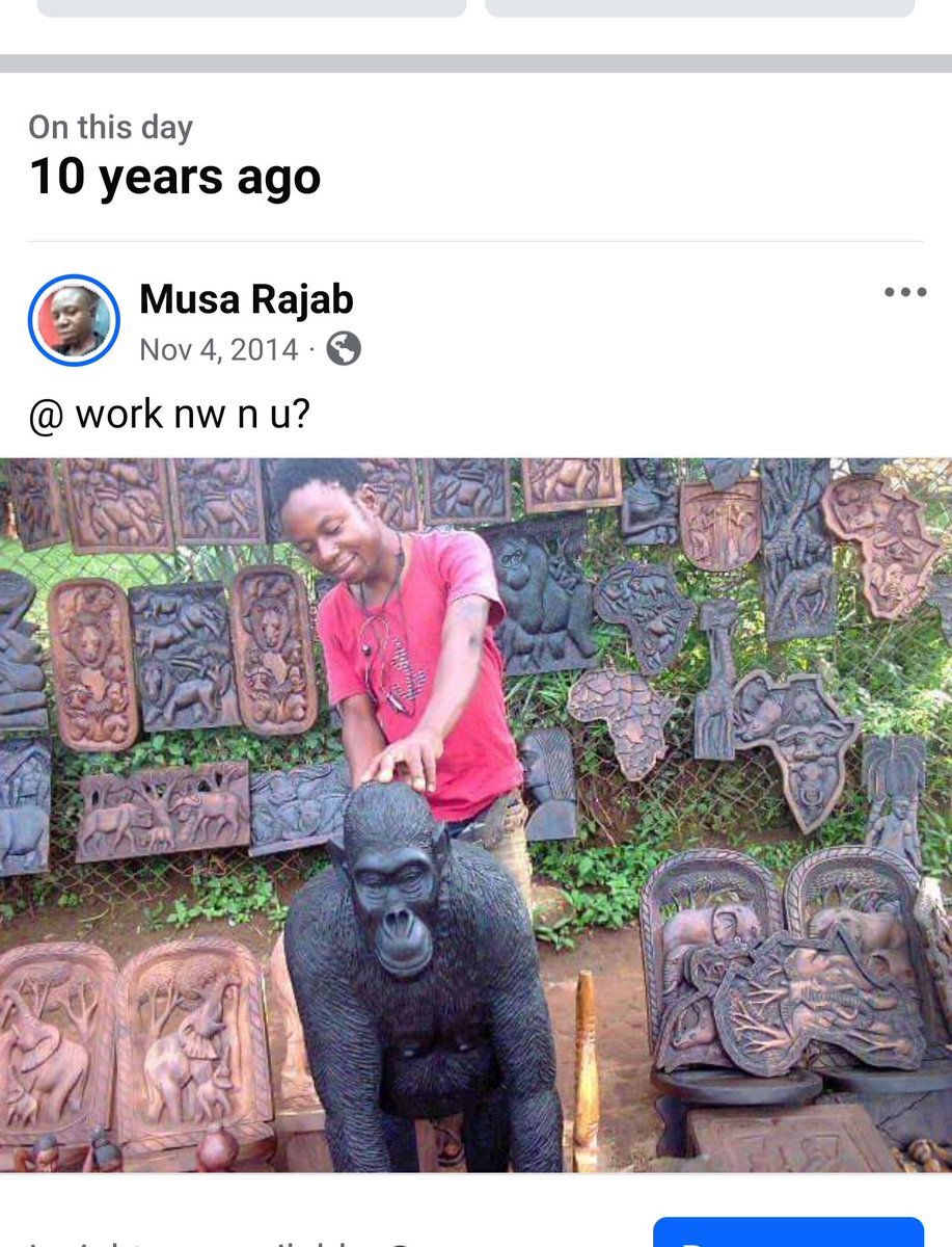 musarajab8's tweet image. 10 years ago 💪 one of the reasons why they call 📞 #yoboi_r_m the legend the king 🤴 they call 📞 me one hour or worker done ✔ Rajab Musa the wood curving artist the popular artist in Kampala uganda 🇺🇬 wood #curving wood work art work +256752587678 call 📞