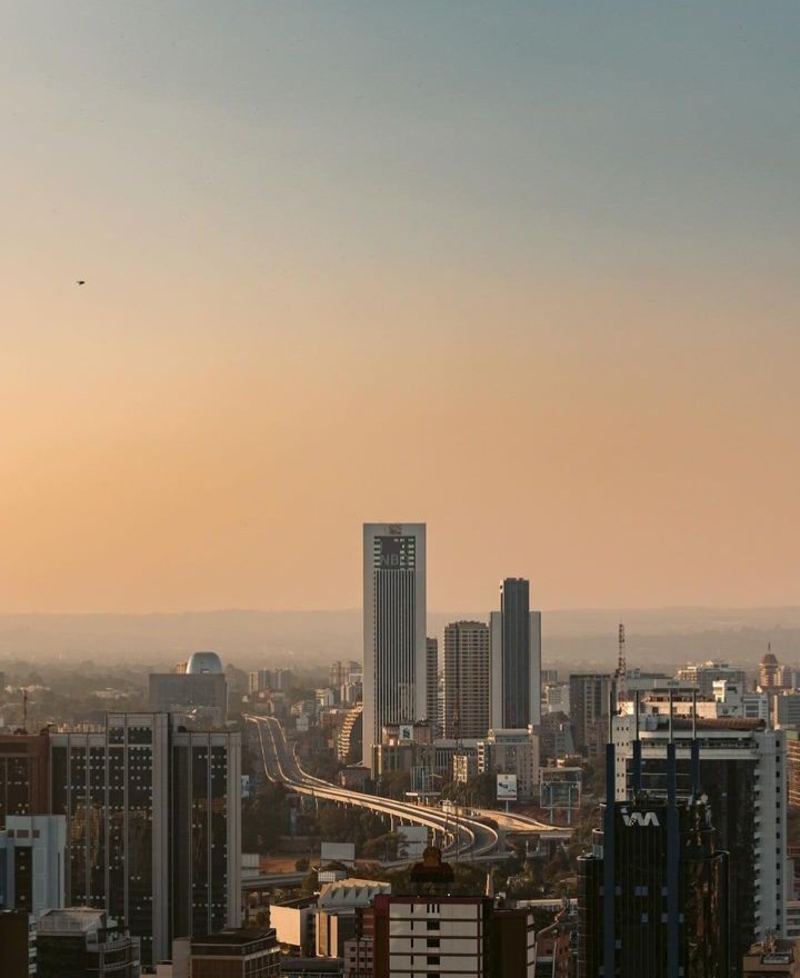 atmosbrief's tweet image. Good morning! It's Sunday, November 10, 2024. 06:11 AM and the sun is up in Nairobi! 🌅.
#WeatherBriefs are on the way with your latest updates.
turn on notifications 🔔 #StayWeatherReady