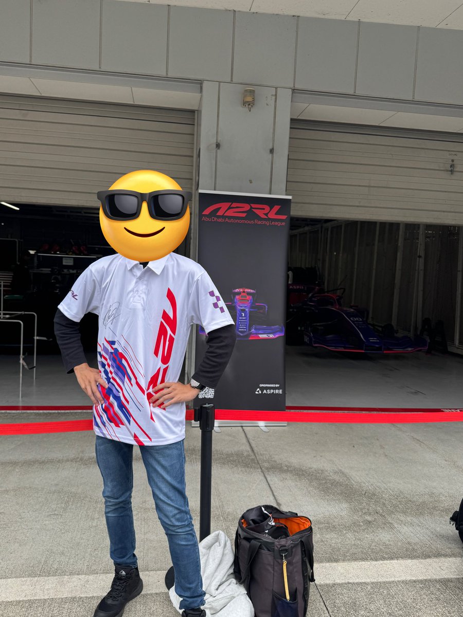 kazu23_35's tweet image. 走ってる姿は見れなかったけど、マシン見れたし珍妙頂けたし本当に満足🥹🥹🥹

ありがとうございますA2RL大好きです❤️‍🔥
#A2RL #AIVsHuman #SuzukaShowdown