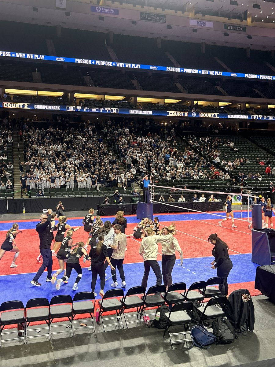 Mrs. Johnson tweet media