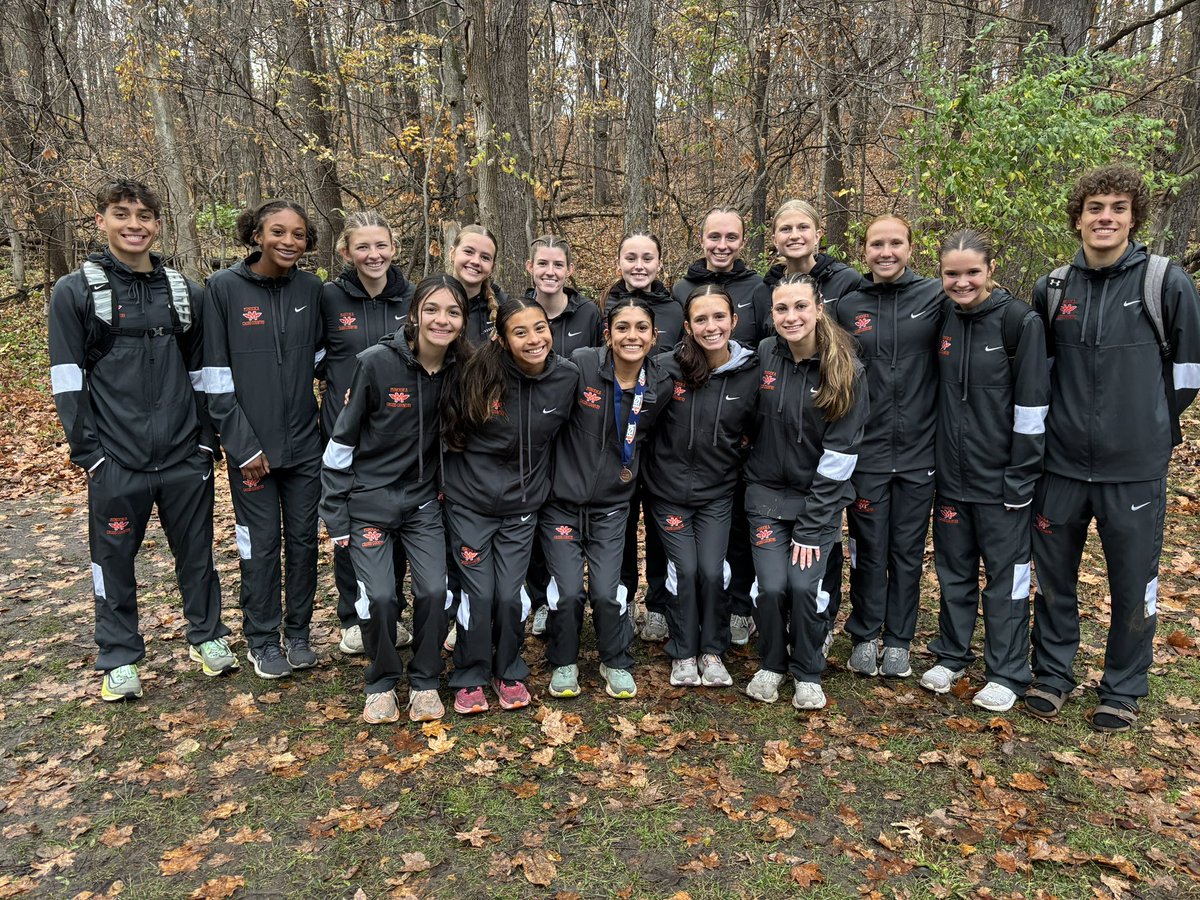 What an incredible day! It was amazing to see so many teammates, sprinters, fans, alumni, parents, and even parents of former runners out there cheering us on. The energy and support made today truly special!  Thank you!