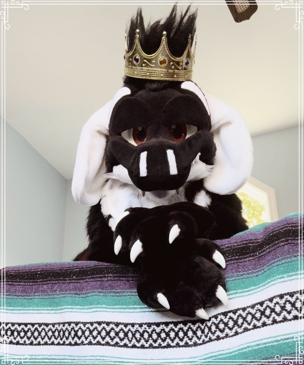 I will always e well you know the crown will tell you. 
#Fursuit #Furry 
Suit by <a href="/MoreFurLess/">More Fur Less</a>