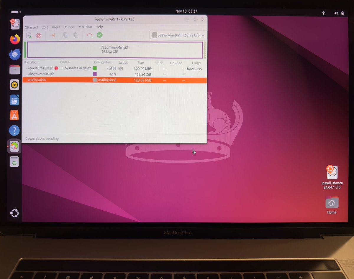 eha1990's tweet image. Doing some hard drive troubleshooting with Ubuntu Linux on my MacBook Pro. I needed to use GParted to fix a SSD that was having issues. #ubuntu #linux #ubuntulinux