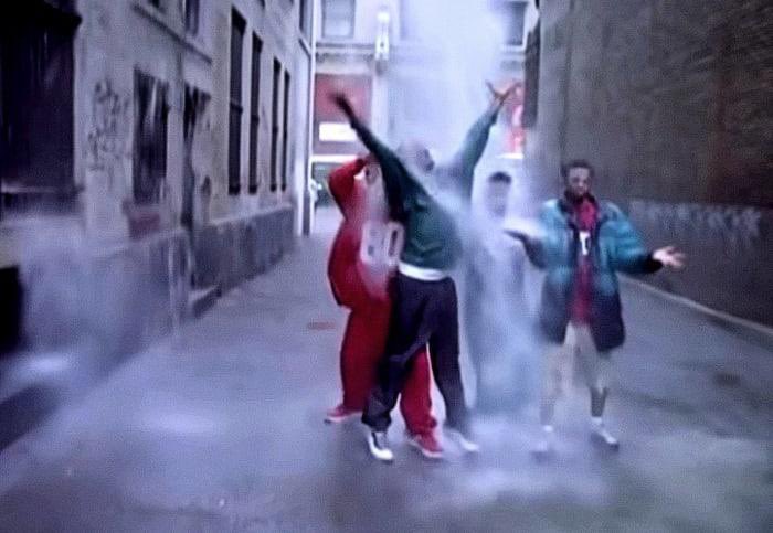 The Pharcyde - Drop (Official Music Video) youtu.be/wqVsfGQ_1SU?si… <a href="/YouTube/">YouTube</a>より