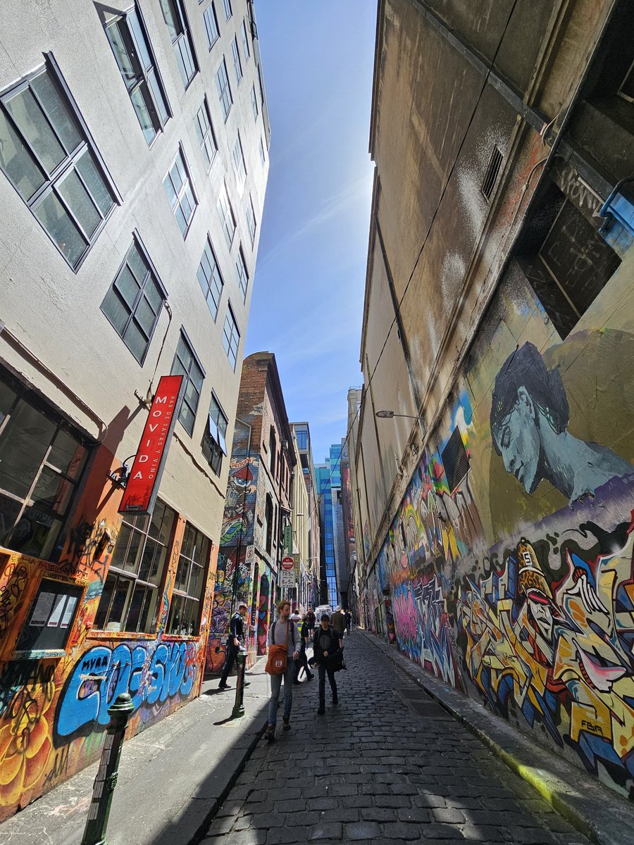icscarpio's tweet photo. Hosier Lane (1/2) https://t.co/XXrOQao3Ve