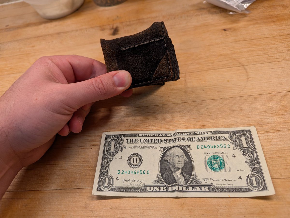 niceoneWern's tweet photo. I decided to clean my 15 year old wallet today with hot and soapy water.

Now, did anybody else know that leather can shrink? I expected some weird warpage to wear in again, but?!?! https://t.co/nTaUPq8xZc