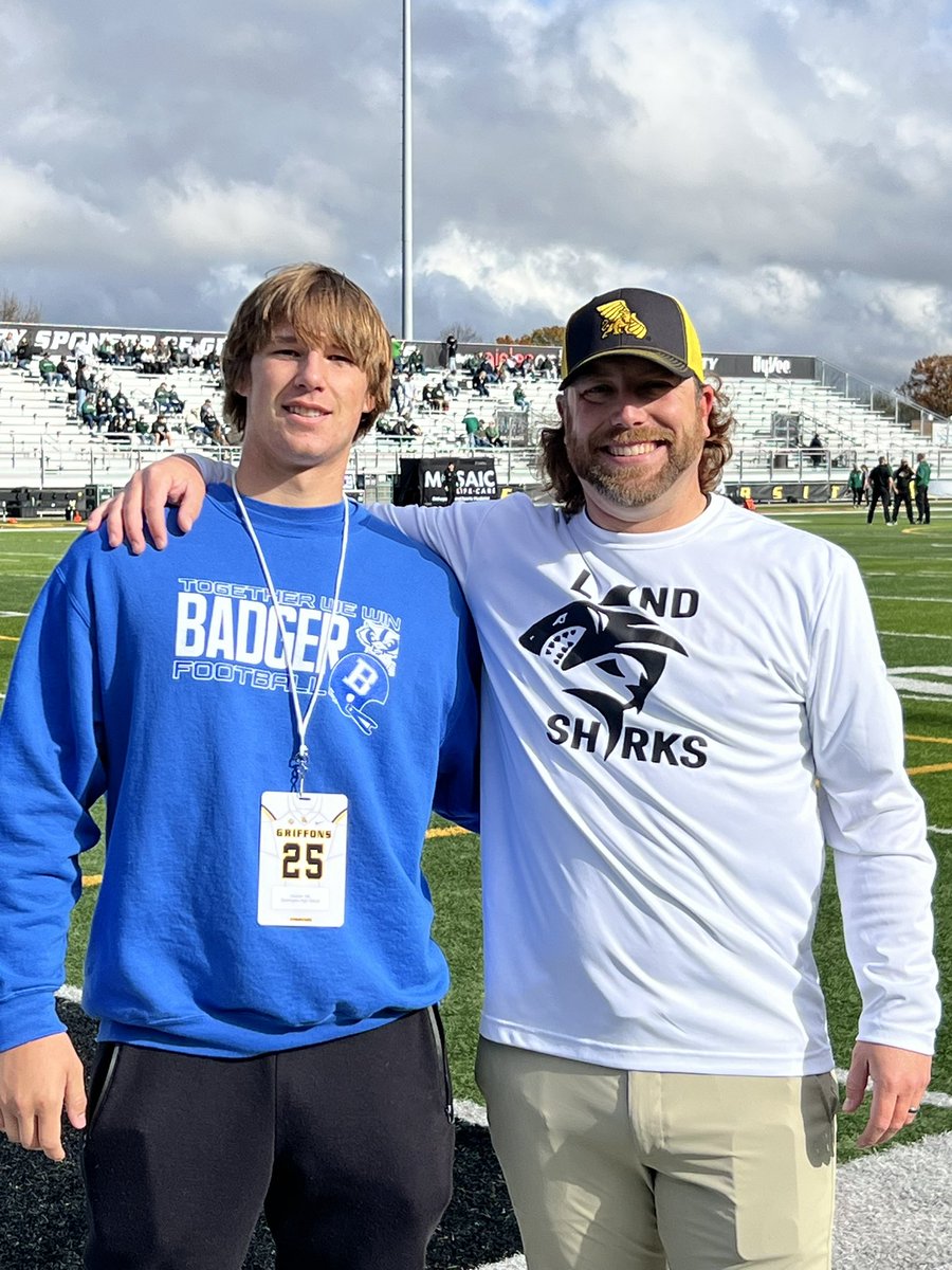 Thank you <a href="/coachmcquillan/">Coach McQuillan</a> and <a href="/MWSU_Football/">Missouri Western Football</a> for having me out today, I had a great time watching the game and hope to be back soon.