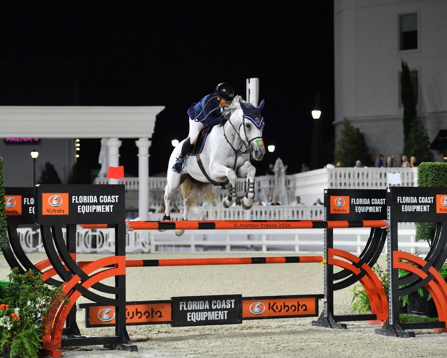 🏆 Luis Sabino Goncalves (POR) and Vick Du Croisy took home the first win of the 2024 November Show Series in the $75,000 Florida Coast Equipment Grand Prix! 

Catch all the highlights at bit.ly/40CXdTh.