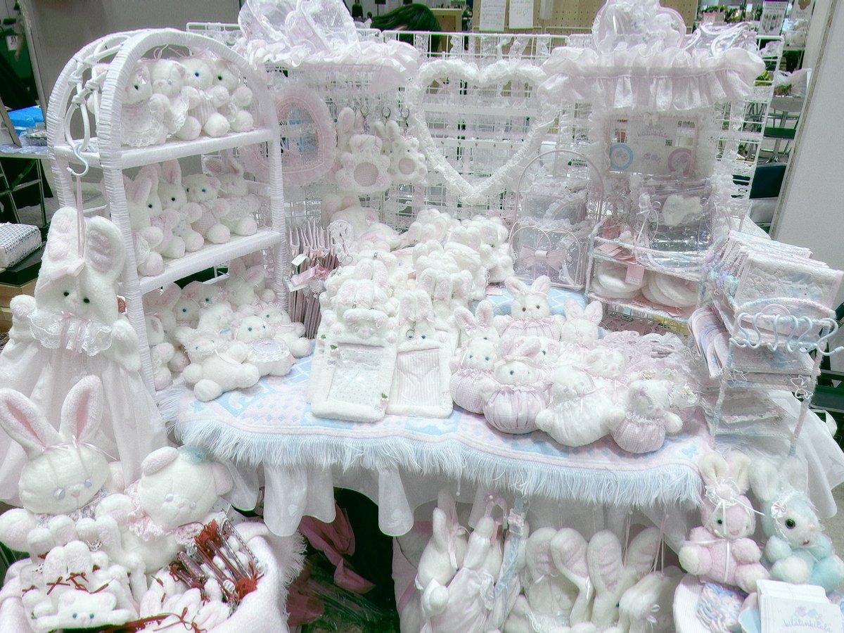 _kilalinkilala's tweet photo. デザフェス出展します✩.*˚
ぬいぐるみ、推し活グッズなど作ってます♡
今回はパステル以外にも赤、黒色も持っていく予定です🐰💗♥️🖤

🎀出展名 きらりんきらら
💗ブース番号 Q6
🧸出展日 両日

#デザフェス60リポスト
@designfesta
#デザフェス60
#デザインフェスタ https://t.co/Rza1IHgfKM